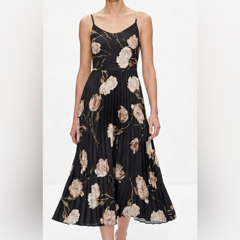 Wild Fable Dark Green Floral Pleated Midi Dress‎ V-Neck Adjustable Straps Q1/19
